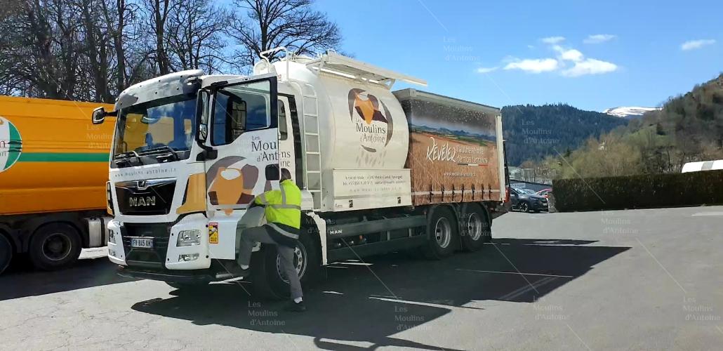 camion_Moulins_dAntoine